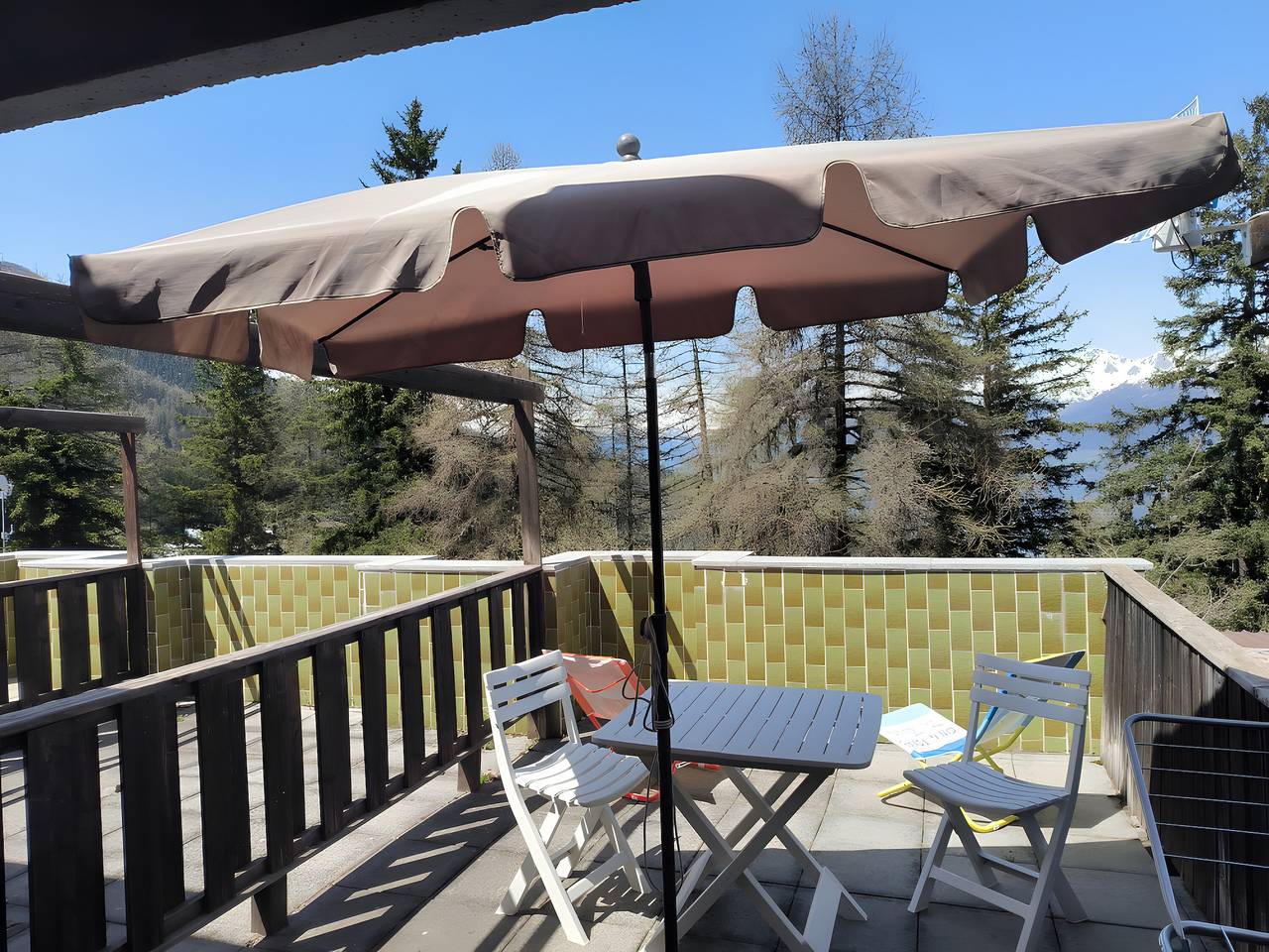 Appartamento intero, Appartamento 'Casa Andrea Vista Monte Bianco' con Vista Montagna, Balcone e Wi-Fi in Pila (Aosta), Comune di Gressan