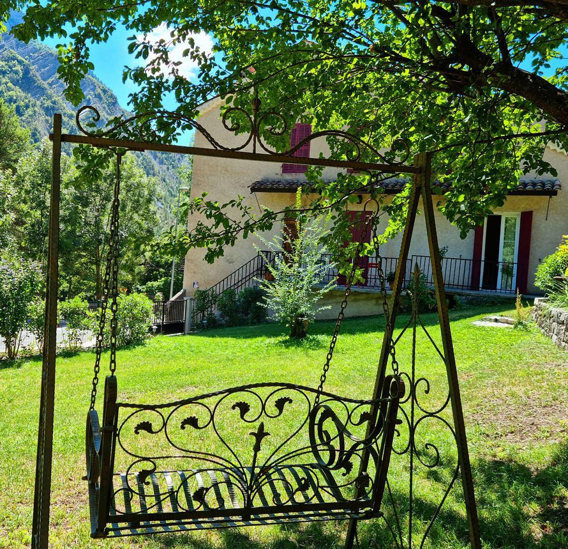 Le Poirier in Le Caire, Région de Forcalquier