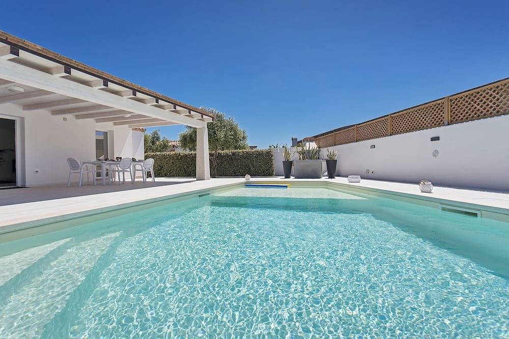 400 Mt Spiaggia Villa "Claudia" con Piscina Privata in Foxi Manna, Tertenia