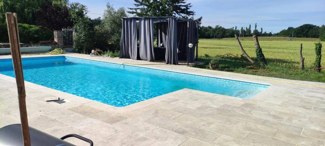 Location de vacances pour 5 personnes, avec jacuzzi ainsi que piscine et jardin à Layrac - 4
