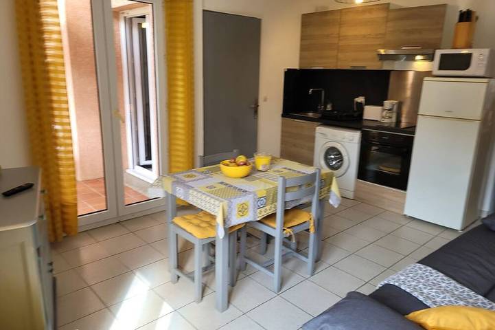 Appartement de vacances pour 4 personnes, avec terrasse et piscine