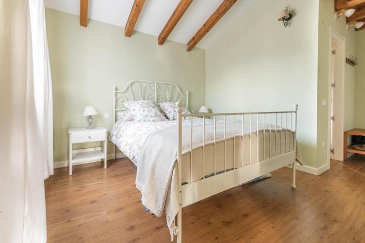 Casa rural para 9 personas, con vistas y jardín, Se admiten mascotas en Ituero y Lama - 4