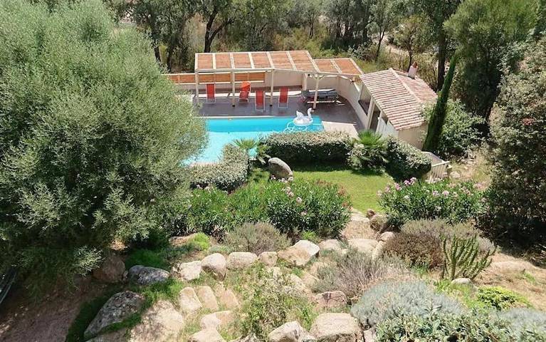 Maison d’hôte pour 16 personnes, avec piscine ainsi que vue et jardin, animaux acceptés en Corse - 4