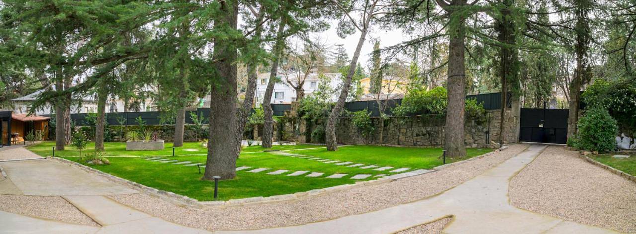 Casa rural para 22 personas, con Balcón y Terraza además de Jardín y Piscina en Galapagar - 2