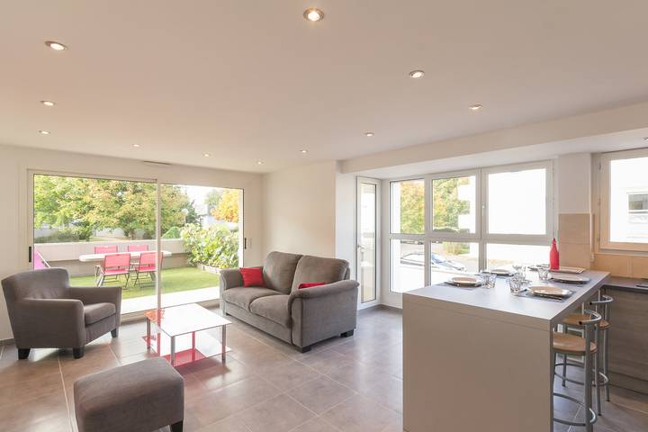 Gîte pour 4 personnes, avec terrasse et piscine à Vannes - 3