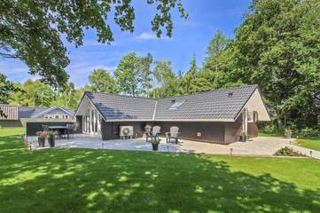 Ferienhaus für 5 Personen, mit Sauna und Terrasse in Kvie Sø