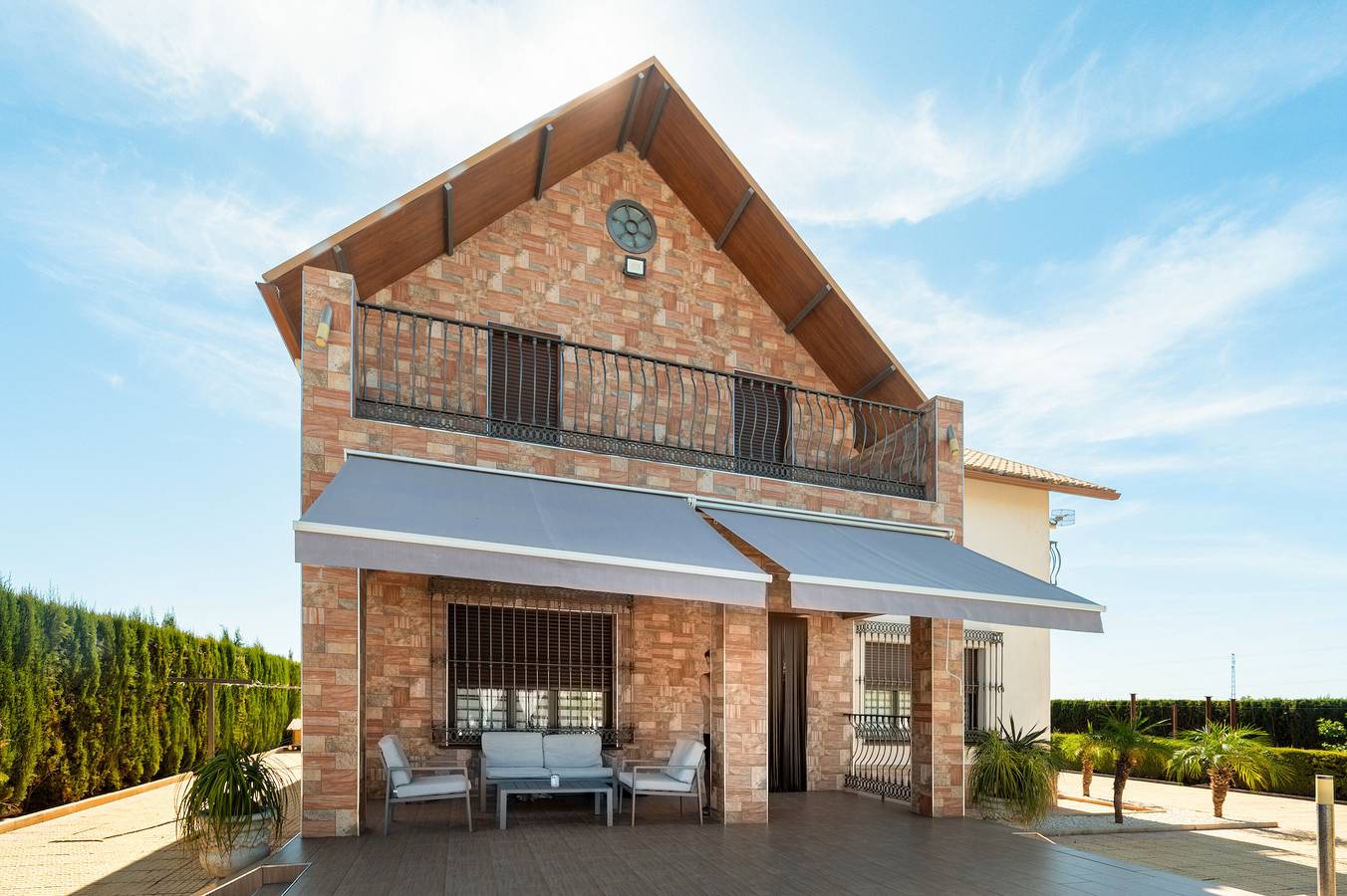 Casa Vacacional 'Oasis' con Piscina Privada, Wi-Fi y Aire Acondicionado in Lora del Río, Provincia de Sevilla