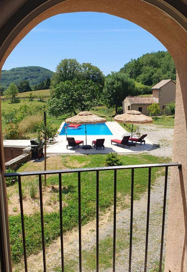Location de vacances pour 12 personnes, avec piscine ainsi que jardin et vue, animaux acceptés à Mirepoix - 2