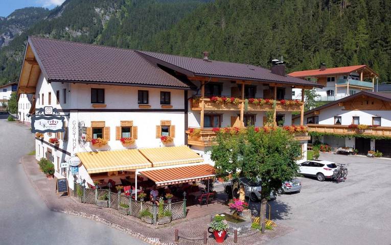 Hotel für 2 Personen, mit Balkon und Terrasse sowie Ausblick in Elmen