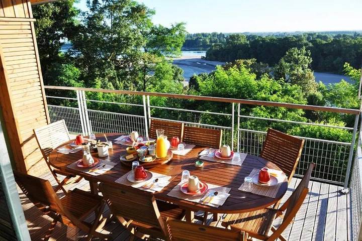 Location de vacances pour 2 personnes, avec jardin ainsi que vue et balcon à Chênehutte-Trèves-Cunault - 2
