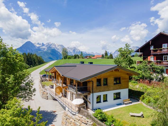 Ferienwohnung für 10 Personen, mit Balkon und Sauna im Tennengebirge