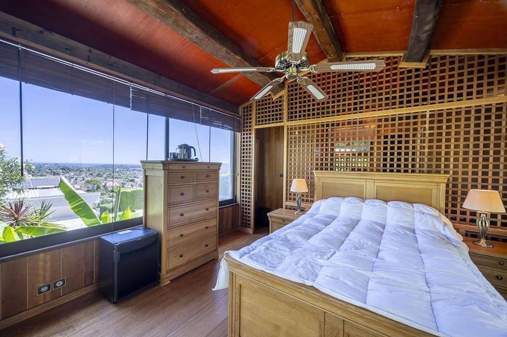 Villa Loupa - Calm and Harmony in La Colle-sur-Loup, Cannes region