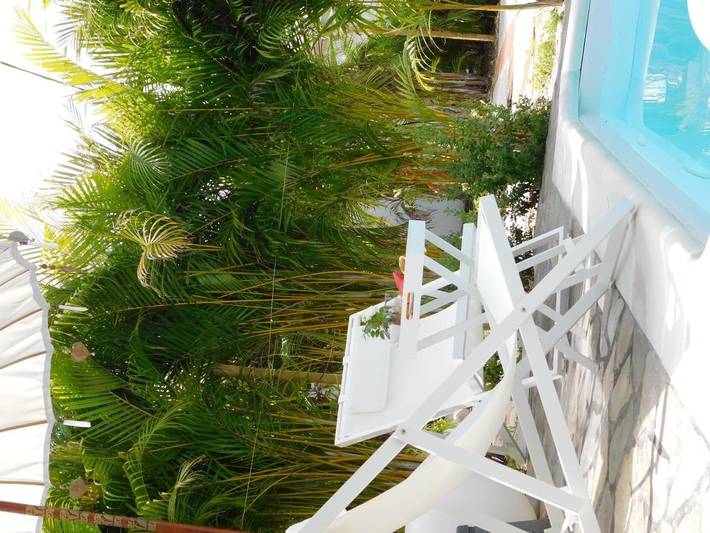 Location de vacances pour 8 personnes, avec jardin ainsi que vue et piscine dans Plage de l'Autre Bord - 4