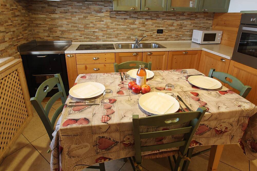 Appartamento intero, Favoloso appartamento in montagna per una vacanza relax tra le Dolomiti in Coredo, Predaia