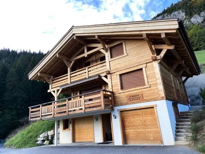 Chalet für 12 Personen, mit Balkon und Terrasse sowie Garten