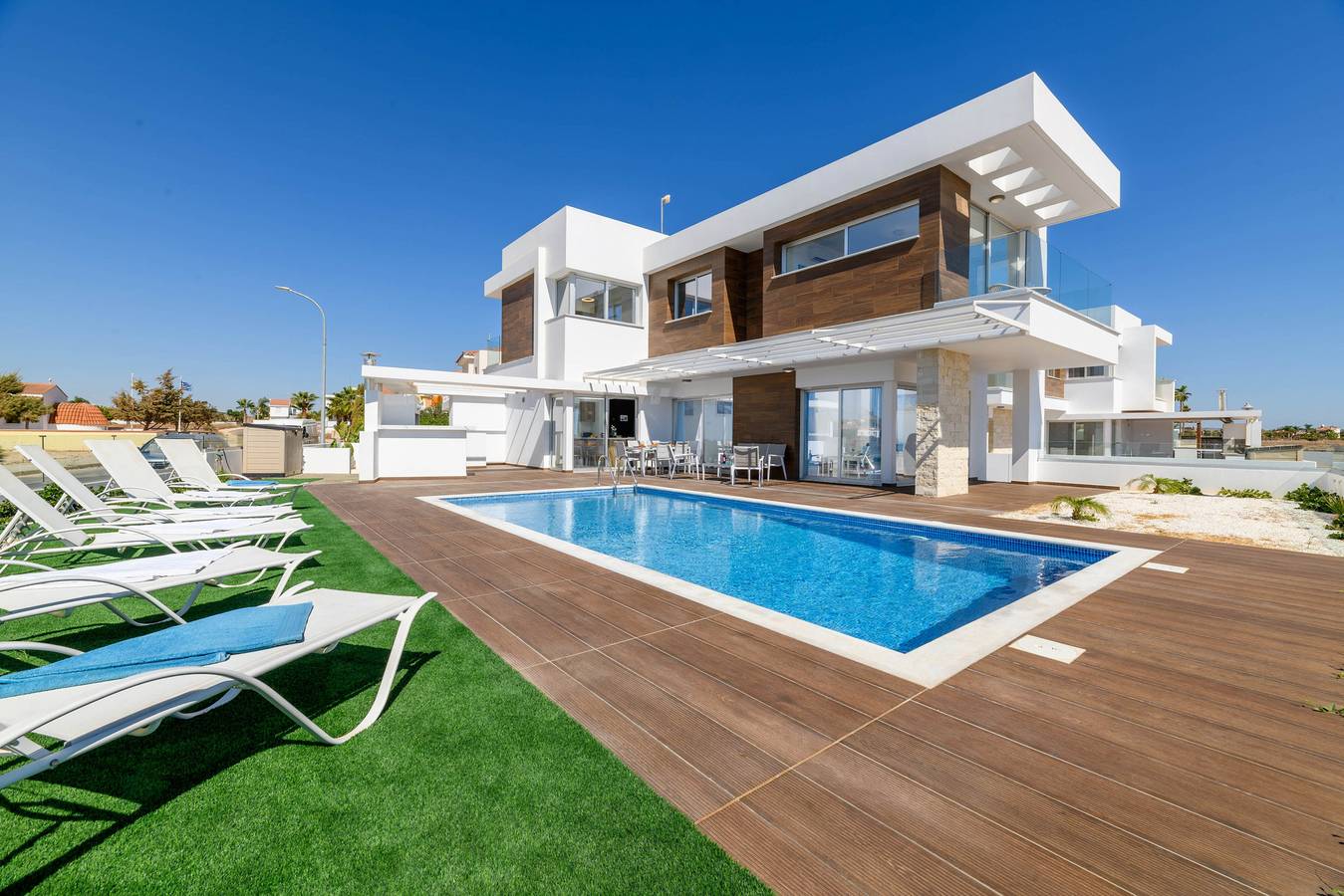 Villa for 6 People in South Cyprus