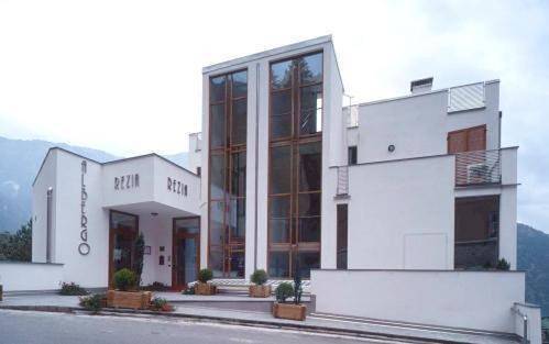 Hotel Rezia in Sondalo (village), Sondalo