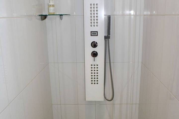 Location de vacances pour 2 personnes, avec piscine et jardin à Saint-Seurin-de-Cadourne - 2