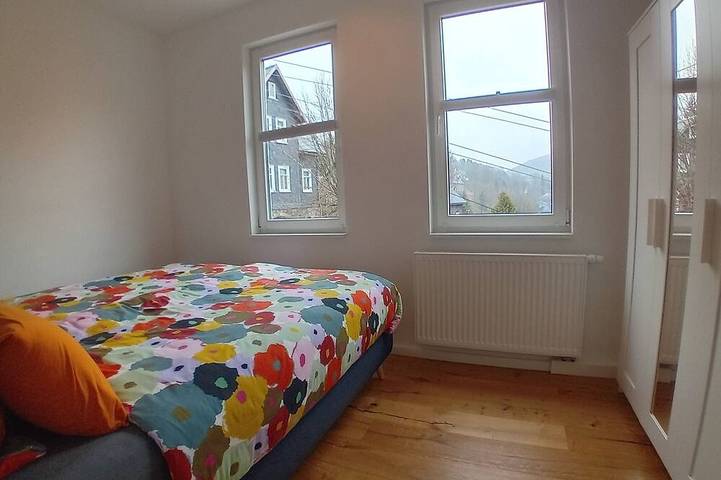 Ferienwohnung für 2 Personen, mit Terrasse und Garten in Lauscha - 2