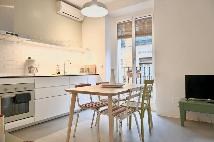 Apartamento entero, M Encantador apartamento de 2 dormitorios in Centro (Madrid), Madrid
