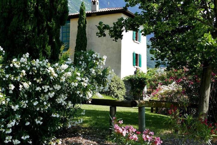 Ferienhaus für 6 Personen, mit Garten und Pool in Malcesine