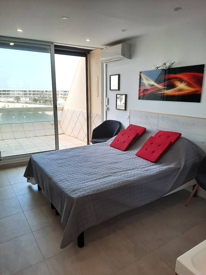 Gîte pour 2 personnes, avec terrasse dans Plage Naturiste (Le Cap d'Agde)