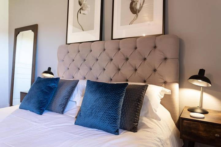 Gîte pour 7 personnes, avec piscine ainsi que jacuzzi et jardin à Bourlens - 2