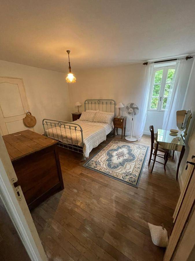 Location de vacances pour 6 personnes, avec jardin ainsi que piscine et vue à La Rouquette (Aveyron) - 3