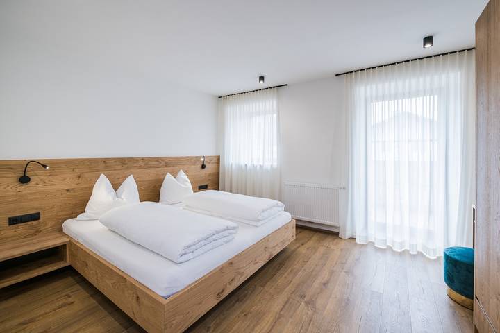 Ganze Wohnung, Ferienwohnung "Kuenz Dolomites 1" mit Bergblick, 2 Balkonen & Wlan in Vierschach, Innichen