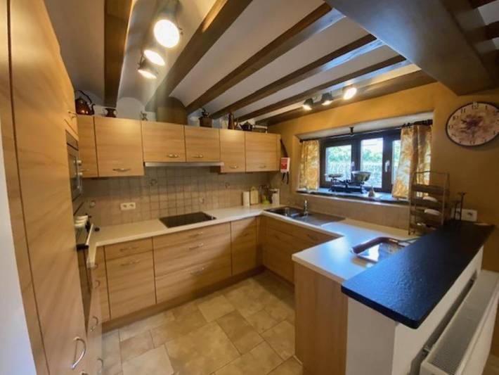 Location de vacances pour 9 personnes, avec vue sur le lac ainsi que terrasse et vue dans Samrée - 2