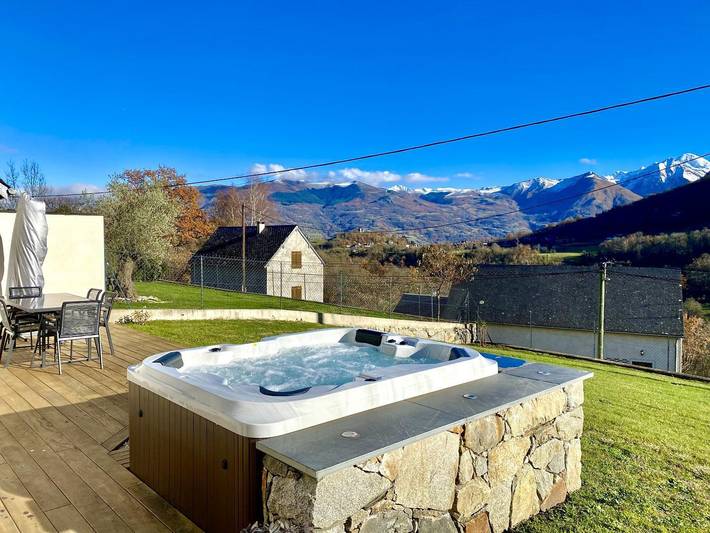 Gîte pour 6 personnes, avec jacuzzi et jardin à Arras-en-Lavedan - 2