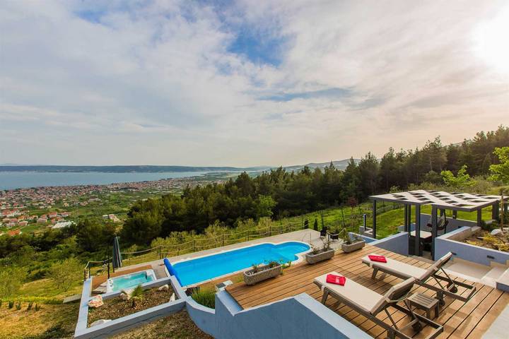 Villa für 10 Personen, mit Balkon in Kaštela - 4