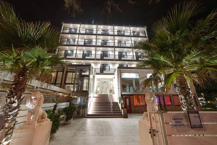Hôtel pour 4 personnes, avec jardin