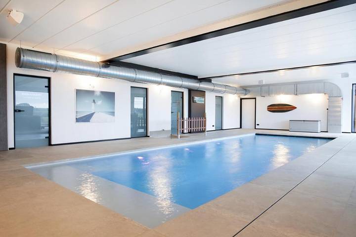 Chambre d’hôte pour 2 personnes, avec piscine et jacuzzi ainsi que sauna et jardin