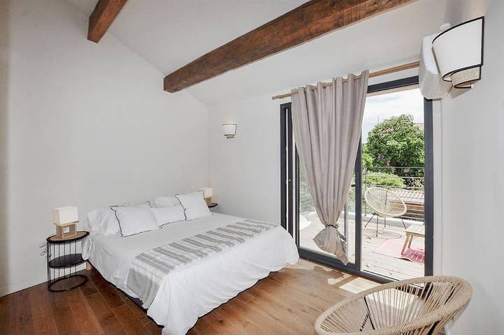 Location de vacances pour 8 personnes, avec terrasse, animaux acceptés à Ille-sur-Têt - 2