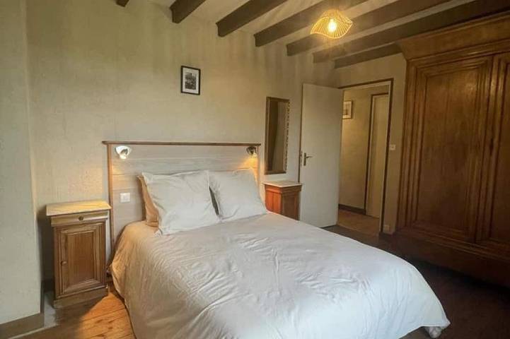 Gîte pour 5 personnes, avec jardin à Cerisy-la-Salle - 4