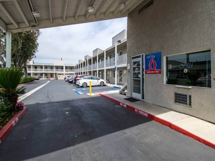 Apartamento entero, 1 cama king size | No fumadores, cocina in Los Angeles County