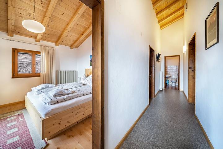 Appartamento intero, Appartamento "Eggerhof Familienparadies" con vista sulle montagne, accesso al lago e Wi-Fi in Verano, Alpi Sarentine