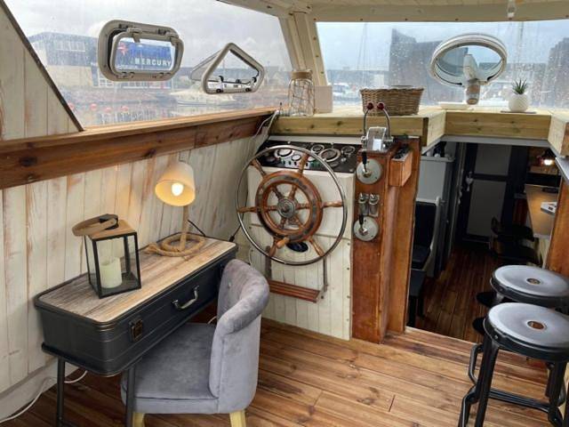 Bateau pour 4 personnes, avec vue et terrasse dans 