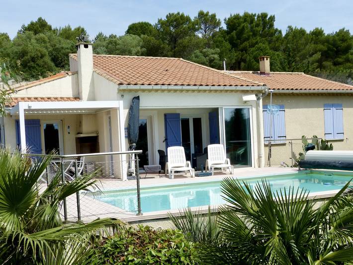 Gîte pour 4 personnes, avec piscine
