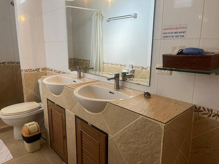 Hôtel pour 5 personnes, avec jardin ainsi que piscine et vue dans Saraphi - 4