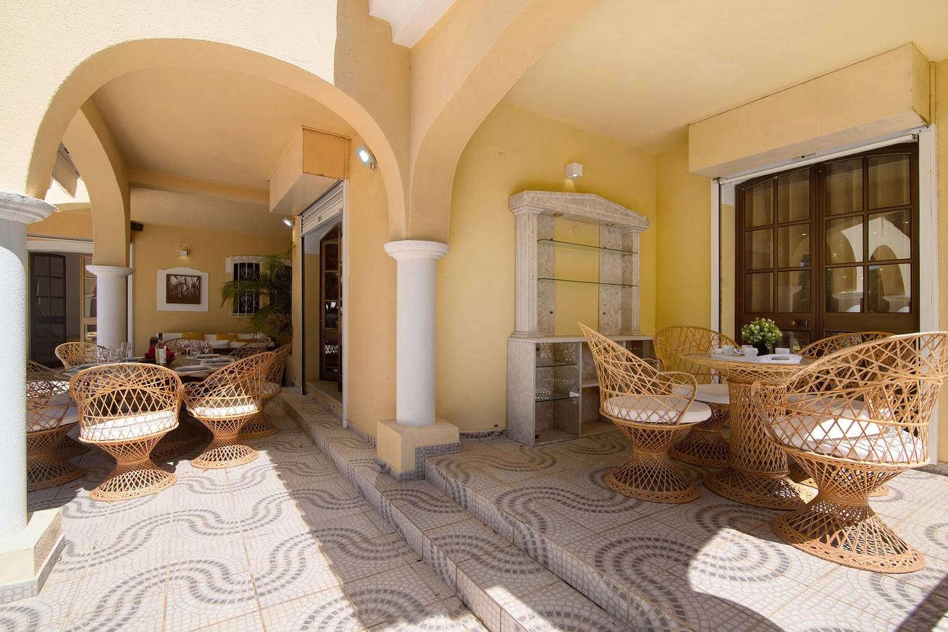 Villa 'V4 Galeão Vilamoura' avec piscine privée, Wi-Fi et climatisation in Quarteira, District de Faro