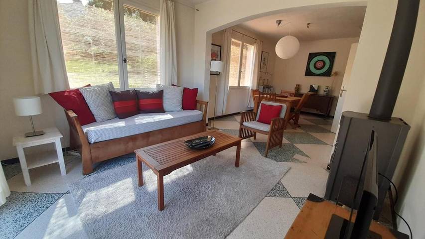 Gîte pour 4 personnes, avec balcon ainsi que jardin et vue à Bargemon - 2