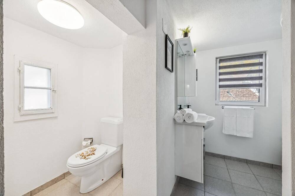 Ganze Wohnung, Remo l Altstadtidyll am Walensee #2 | Balkon I nahe Bhf. + Autobahn I Parkplatz in Weesen, Walensee