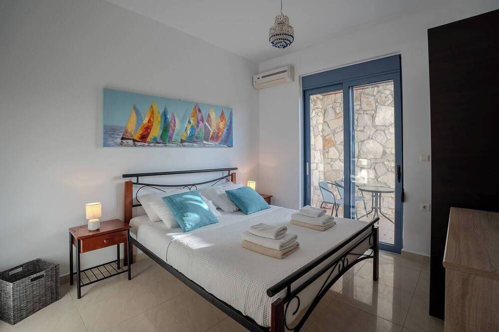 Villa Marianne ★ private pool ★ nearby beach in Almyrida, Chaniaregionen