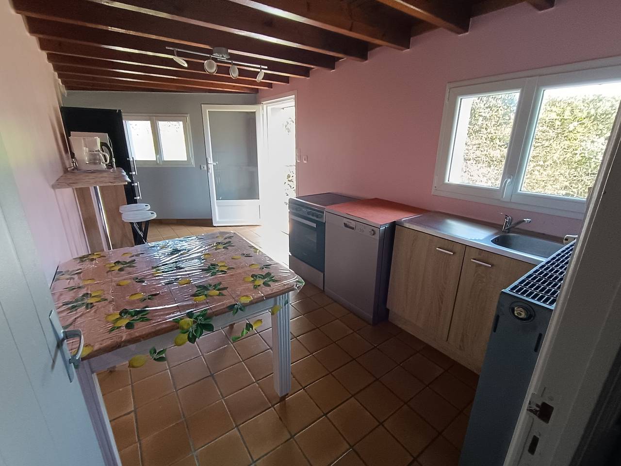 Gîte « 12 Pers Maxi Proche Wimereux » avec jardin privé et Wi-Fi in Belle-et-Houllefort, Région de Boulogne-sur-Mer