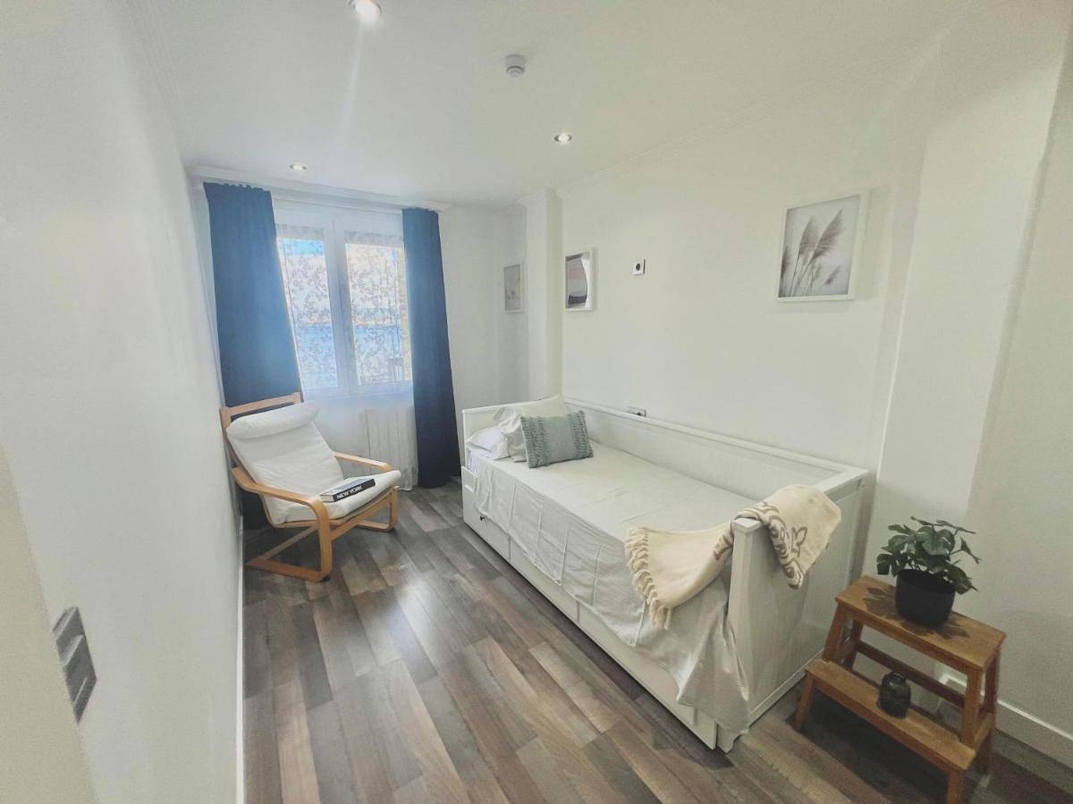 Apartamento entero, Apartamento Primera Línea de Playa Bueu in Praia da Banda do Río (Bueu), Bueu