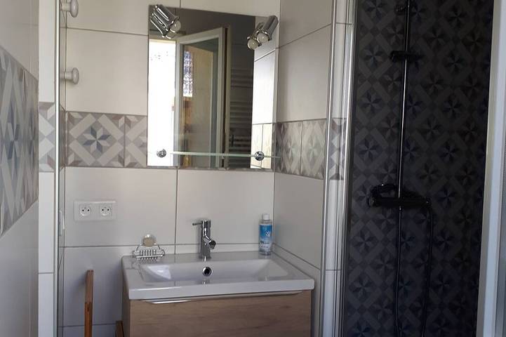 Location de vacances pour 8 personnes, avec terrasse dans Plage du Débarquement (La Croix-Valmer) - 4