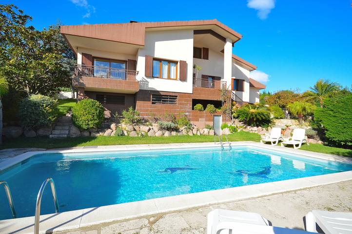 Chalet para 8 personas, con balcón y jardín, Se admiten mascotas en Calonge