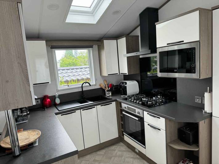 Village vacances pour 4 personnes, avec piscine ainsi que jardin et vue sur le lac en Belgique - 4